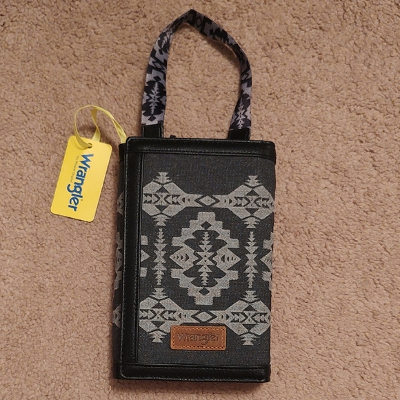 Wrangler Handbags - Wrangler Black and Gray Geometric Crossbody Or Wristlet